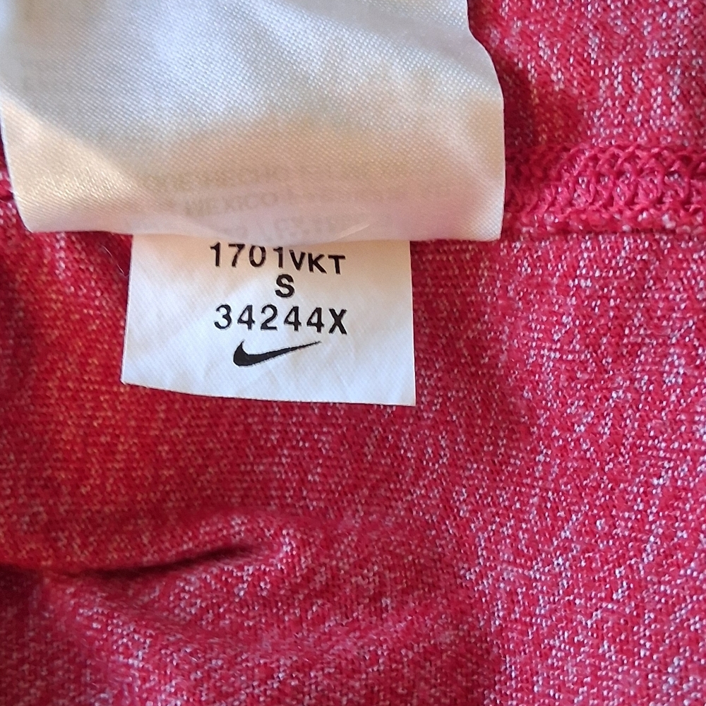 Nike- Red Heathered Muscle Tank. Size S. Genuine MLB Merch. - Picture 6 of 9